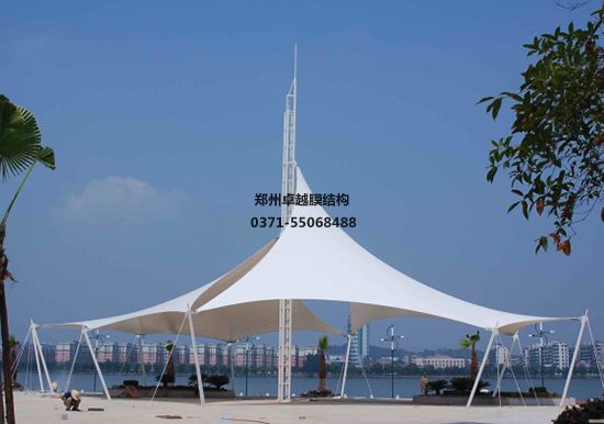 膜結(jié)構(gòu)地下車庫入口如何進(jìn)行保潔？